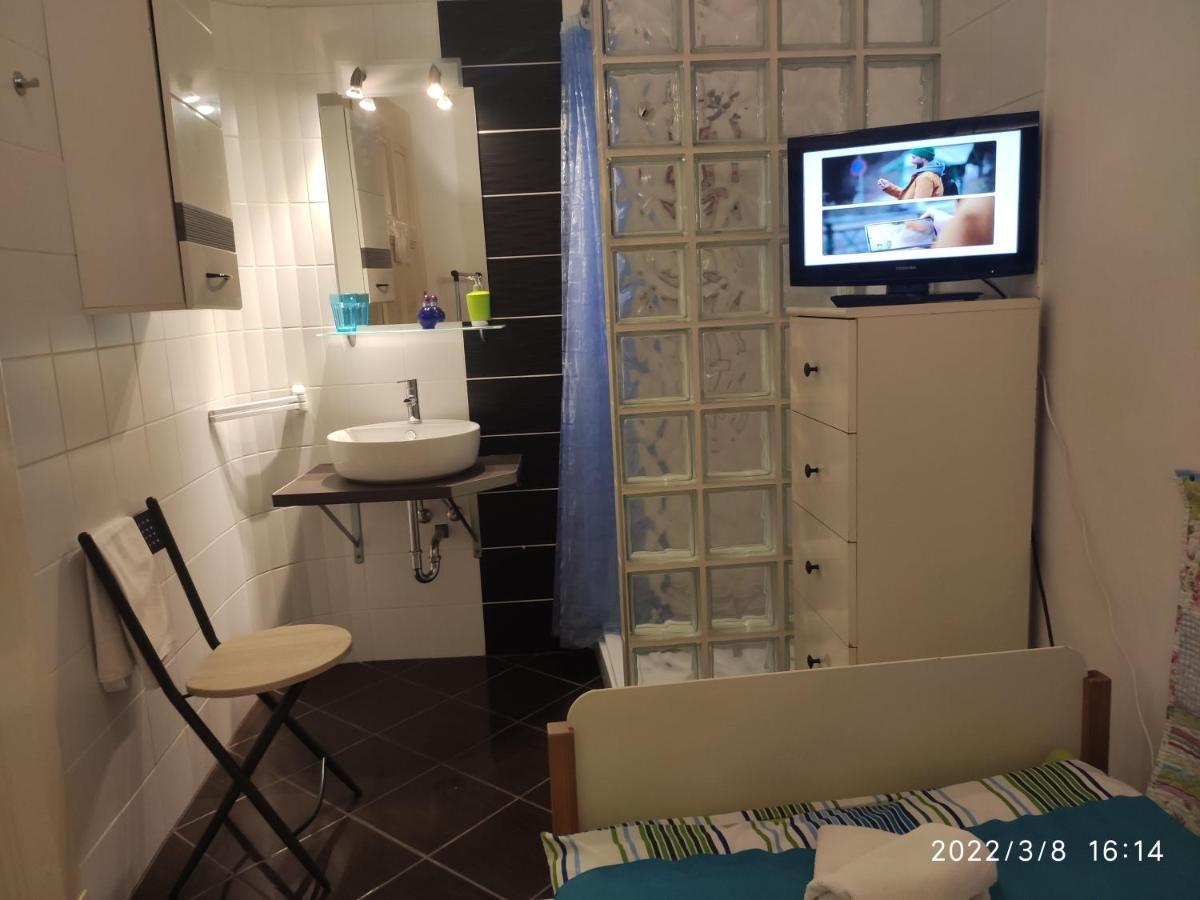 Studio 4U Apartment Budapeszt Zewnętrze zdjęcie