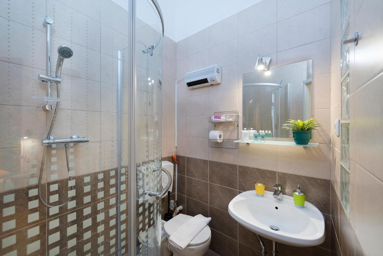 Studio 4U Apartment Budapeszt Zewnętrze zdjęcie